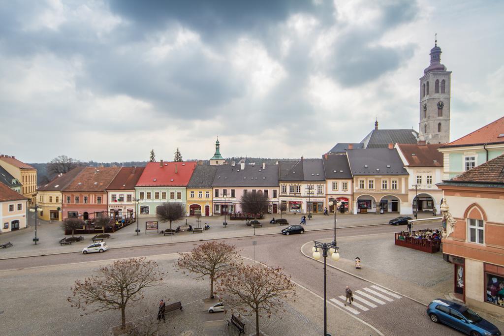 Lh Hotel Medinek Old Town Кутна-Гора Экстерьер фото